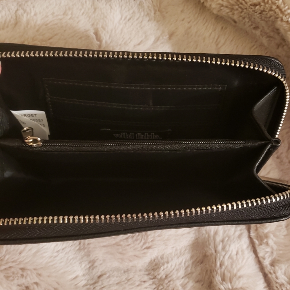 Wild Fable Wallet - Picture 3 of 5